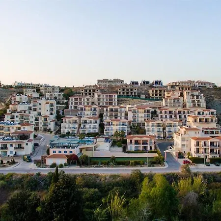Paradise Kings Club Aparthotel Klorakas