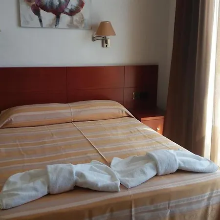Aparthotel Paradise Kings Club 4*