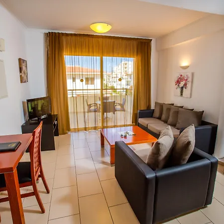 Paradise Kings Club 公寓式酒店 3*