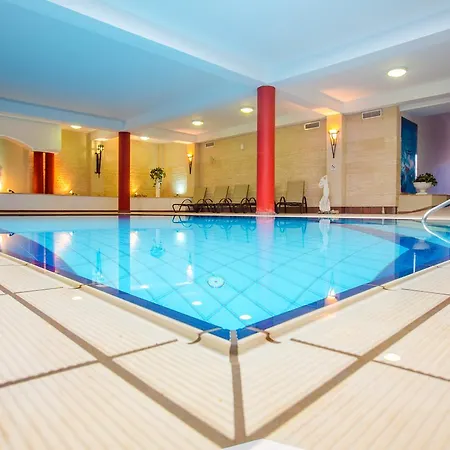 Paradise Kings Club Aparthotel 4*
