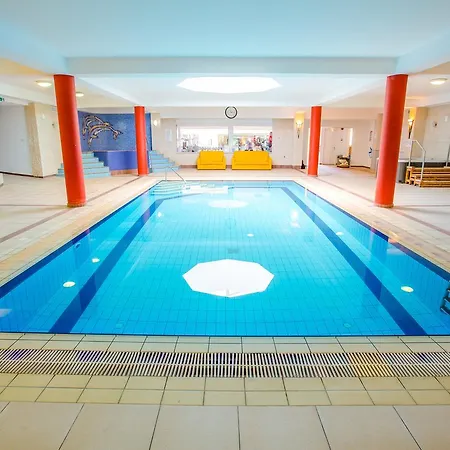 Paradise Kings Club Aparthotel 4*