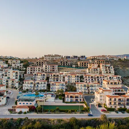 Paradise Kings Club 3*