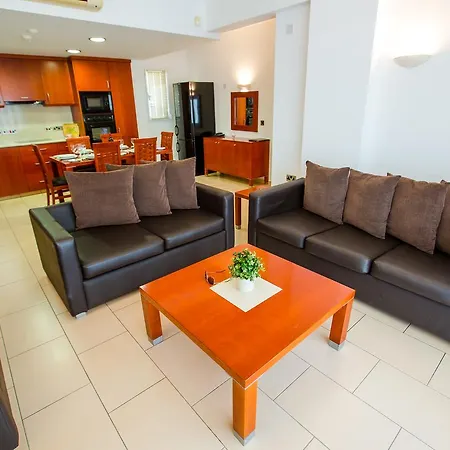 Paradise Kings Club 3*