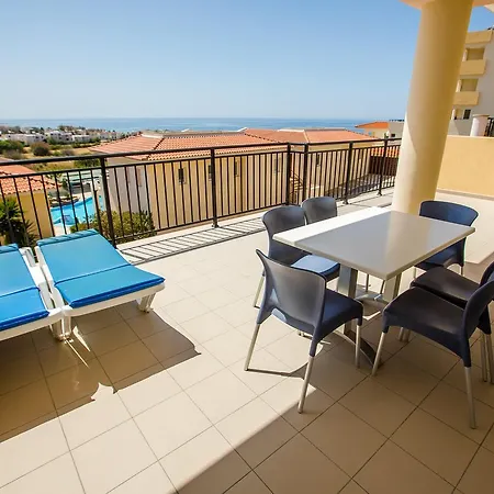 Paradise Kings Club Klorakas