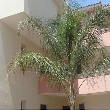 Paradise Kings Club Klorakas