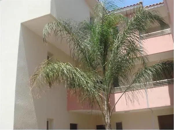 Paradise Kings Club Klorakas